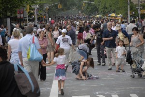 NYC Museum Mile annual celebration<br />
30th Anniversary