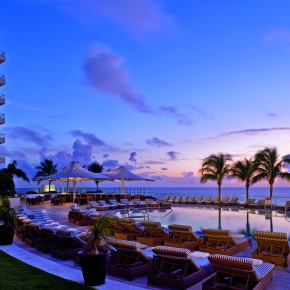 MAIN Credit Ritz-Carlton